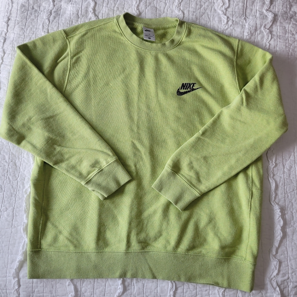 Nike Sportwear Club Crewneck Bright Lime Sweatshirt XL Like New Speckled Swoosh